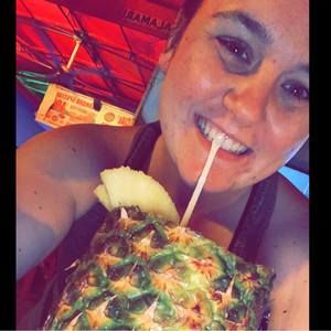 Meet your Posher, Alyssa